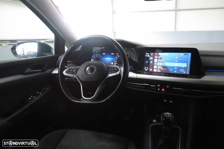 VW Golf Variant 2.0 TDi Life - 24