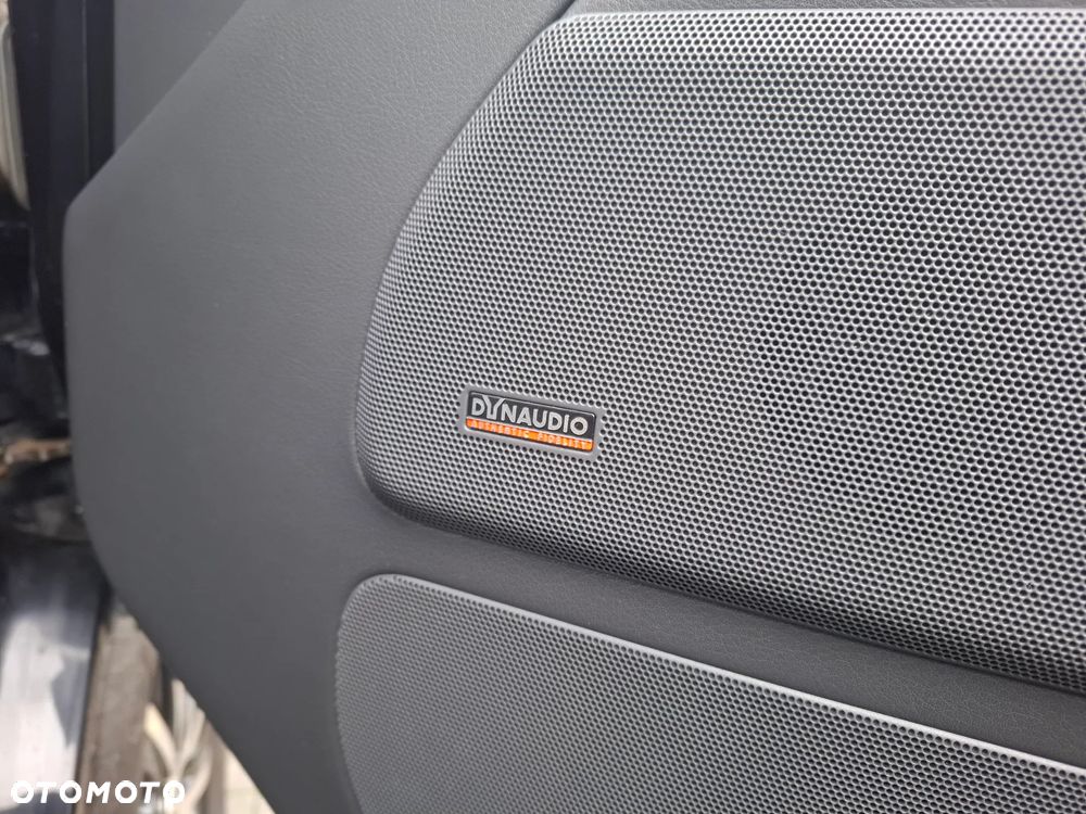 Volkswagen Multivan - 21