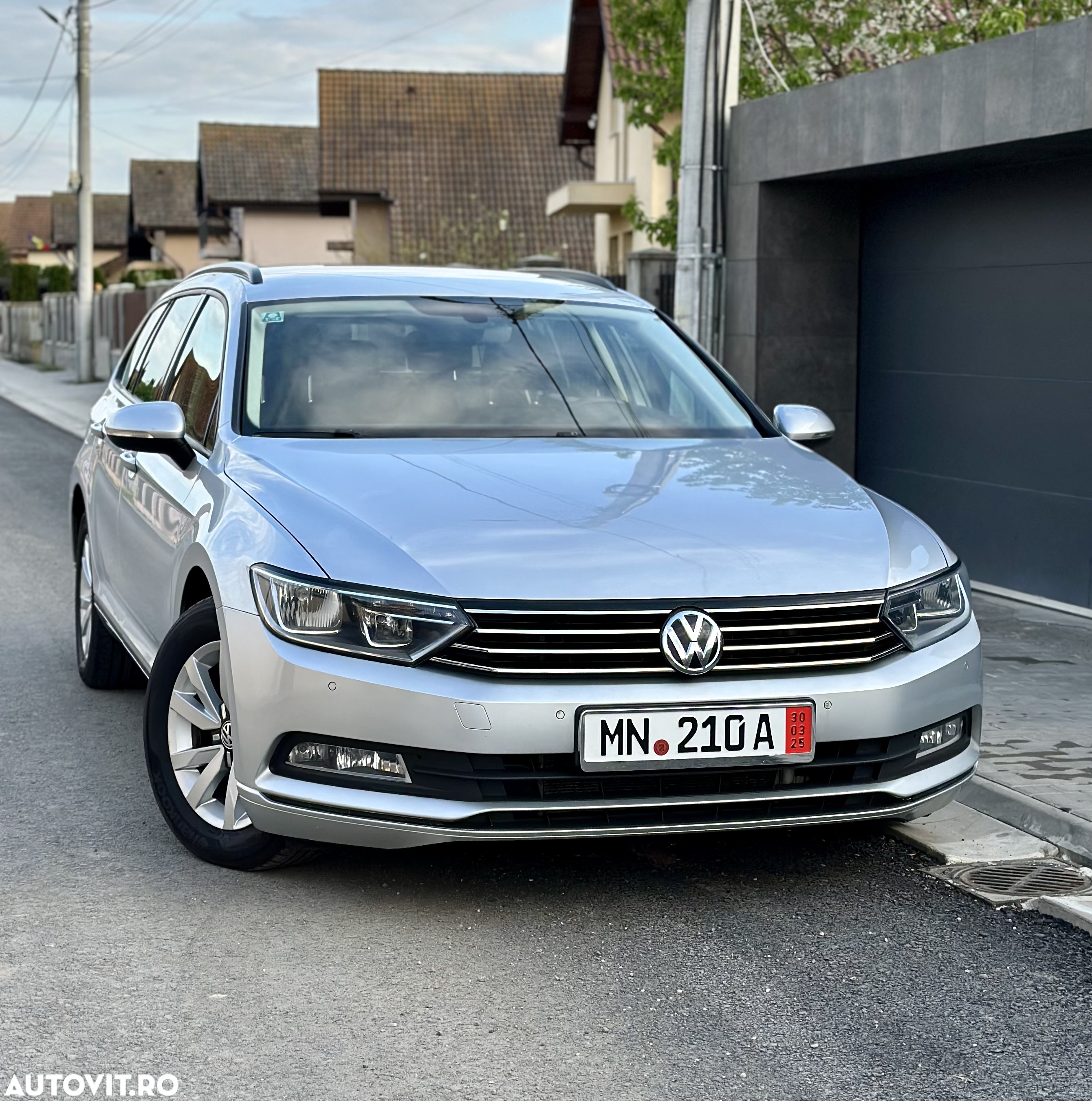 Volkswagen Passat - 16