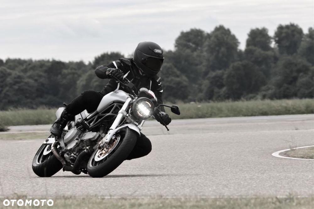 Ducati Monster - 15