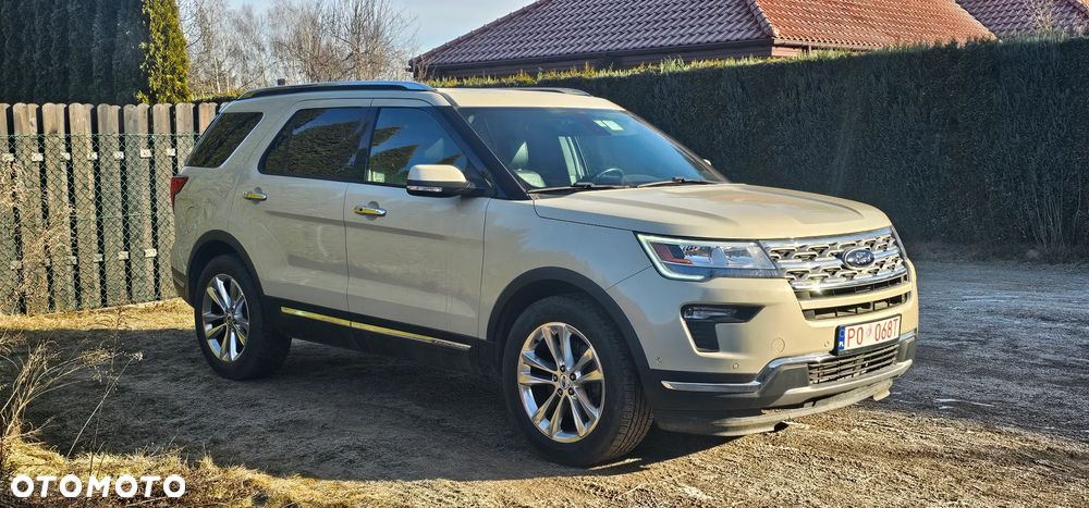 Ford Explorer - 5