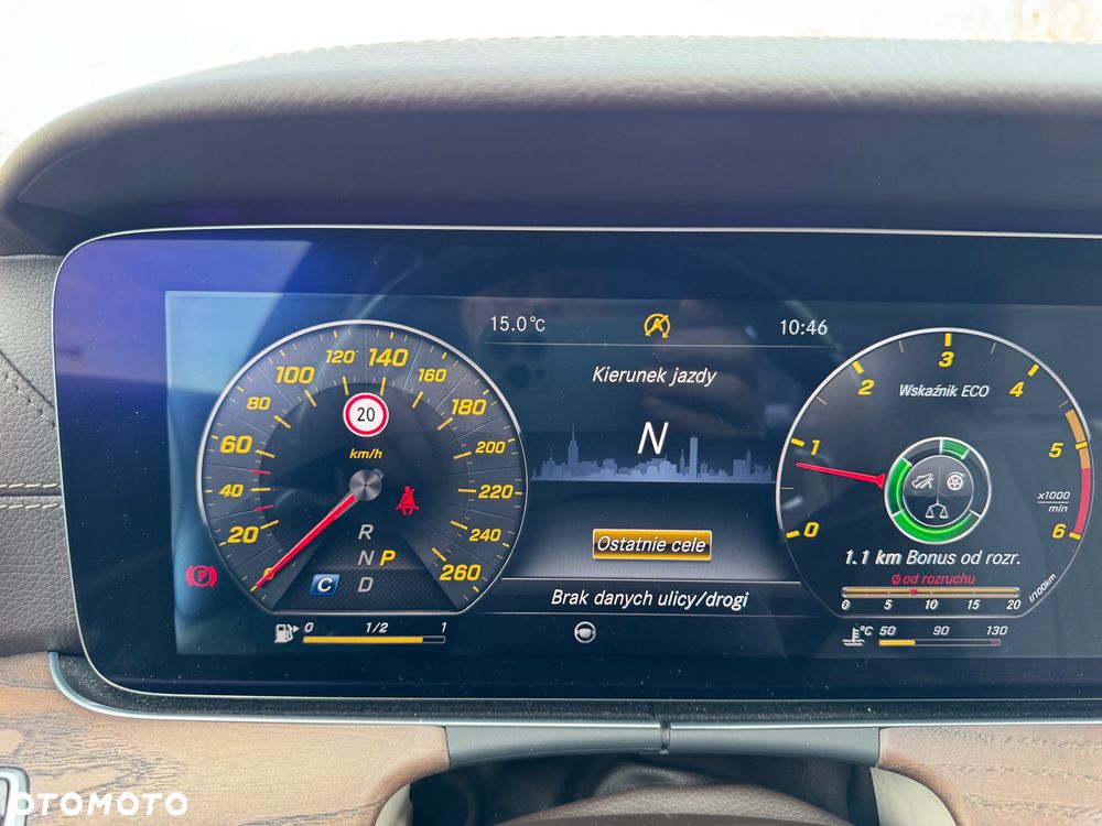 Mercedes-Benz Klasa E 220 d Business Edition 9G-TRONIC - 32