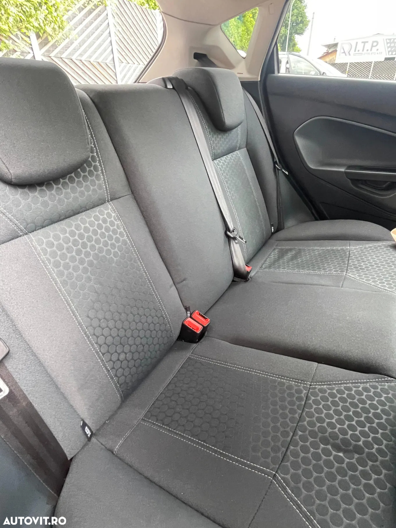 Ford Fiesta 1.25 Titanium - 10