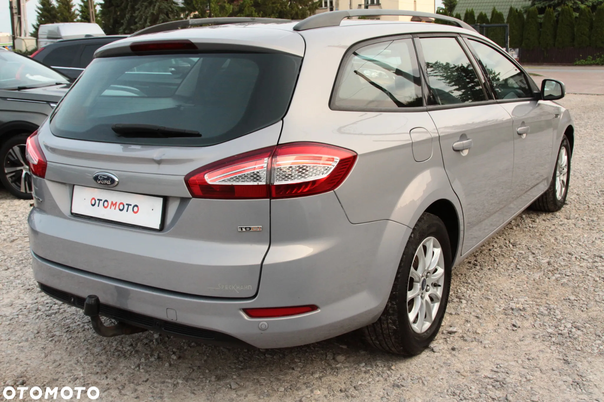 Ford Mondeo 2.0 TDCi Ambiente - 14