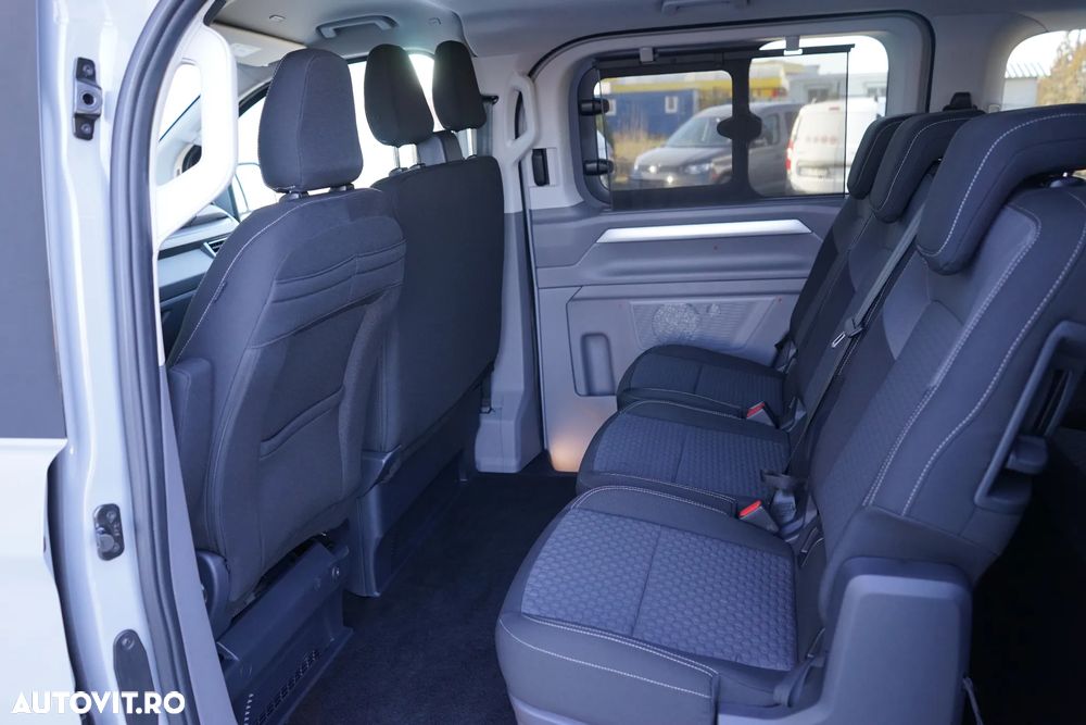 Volkswagen Caravelle - 31