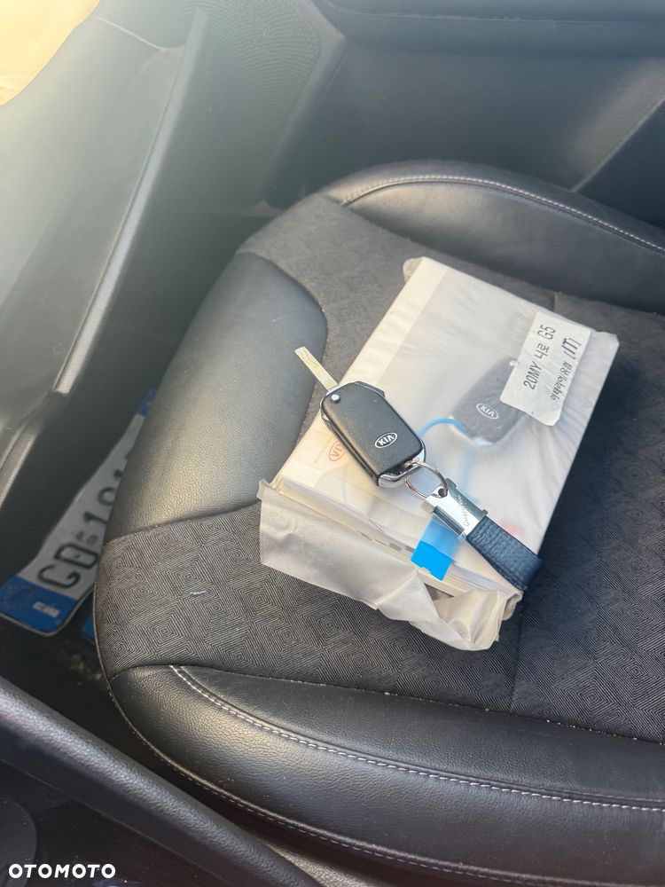 Kia Niro 1.6 GDI HEV 2WD OPF Vision - 32