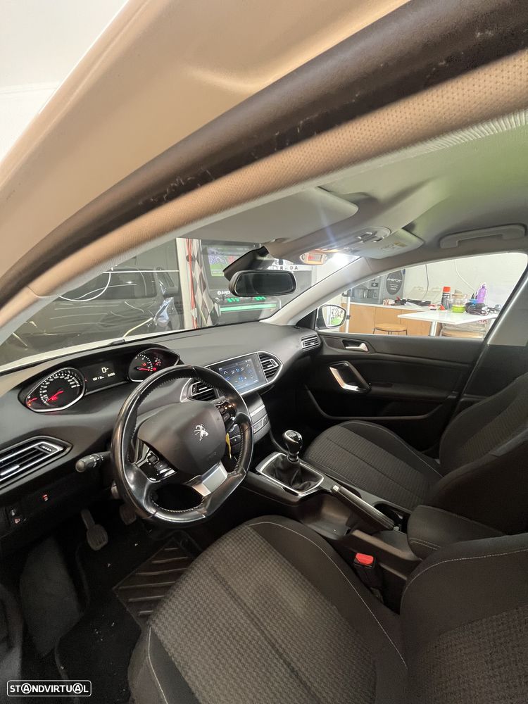 Peugeot 308 1.5 BlueHDi Active Pack - 46