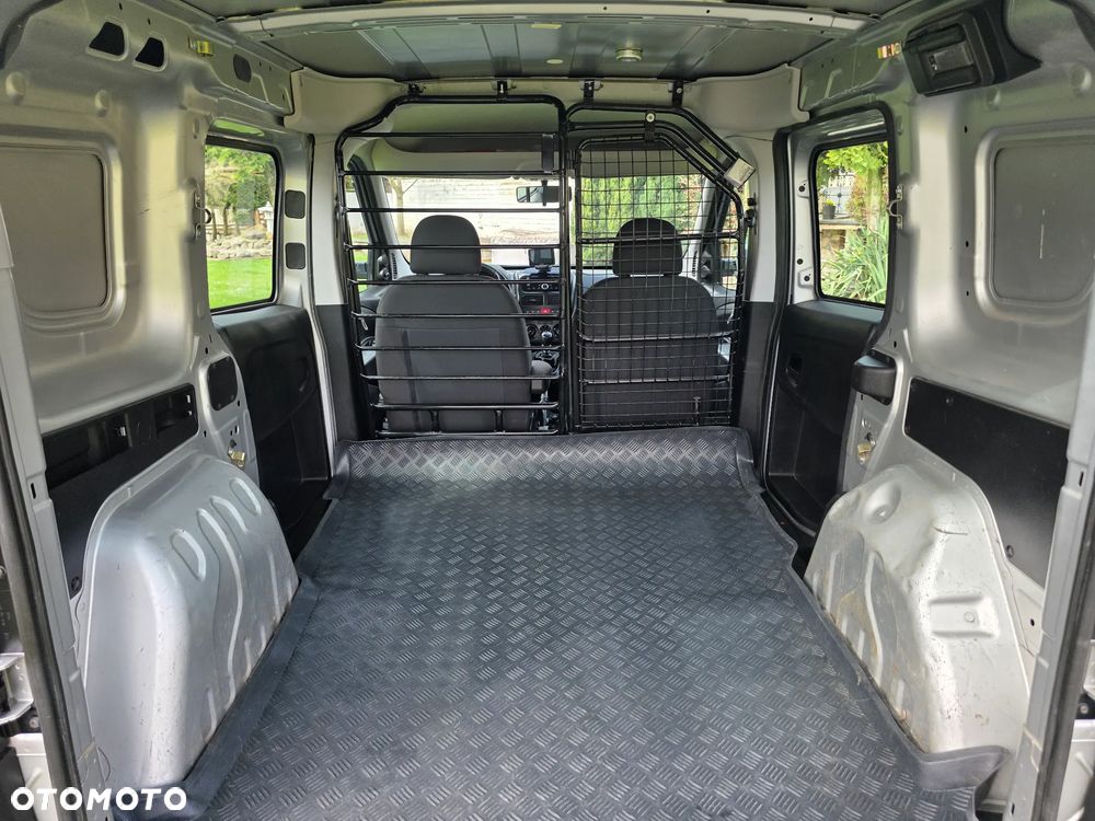 Opel Combo 1.6 CDTI Cosmo - 18