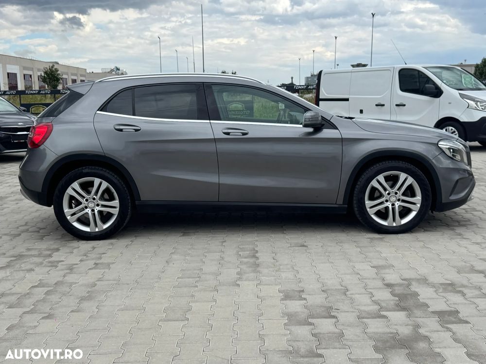 Mercedes-Benz GLA 220 CDI 4MATIC 7G-DCT Urban - 8