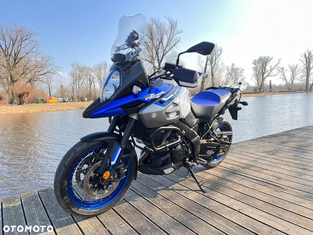 Suzuki V-STROM - 9