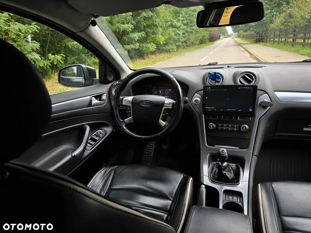 Ford Mondeo 2.0 TDCi Platinium X Plus (Titanium) - 25