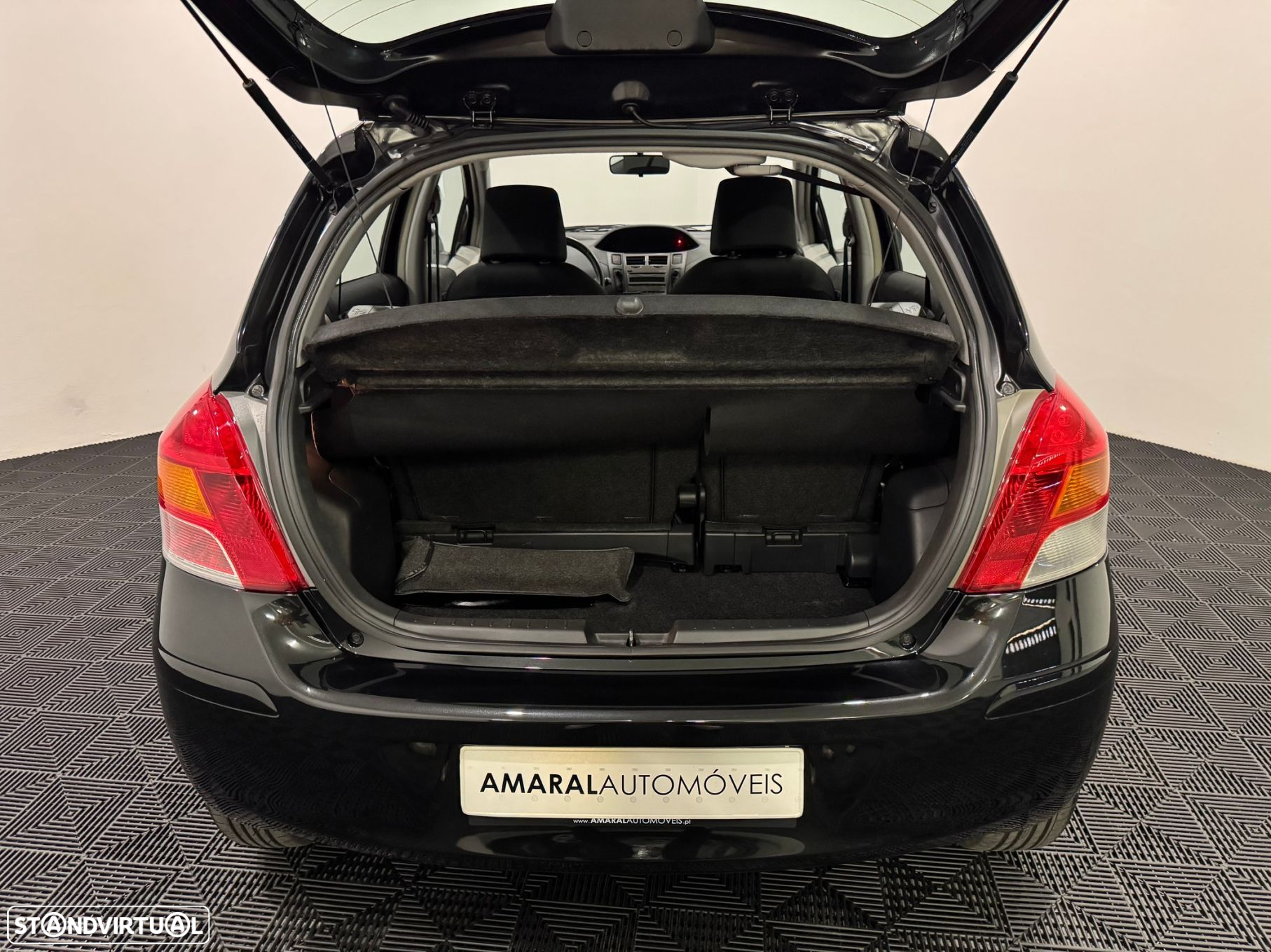 Toyota Yaris 1.0 VVT-i AC - 41