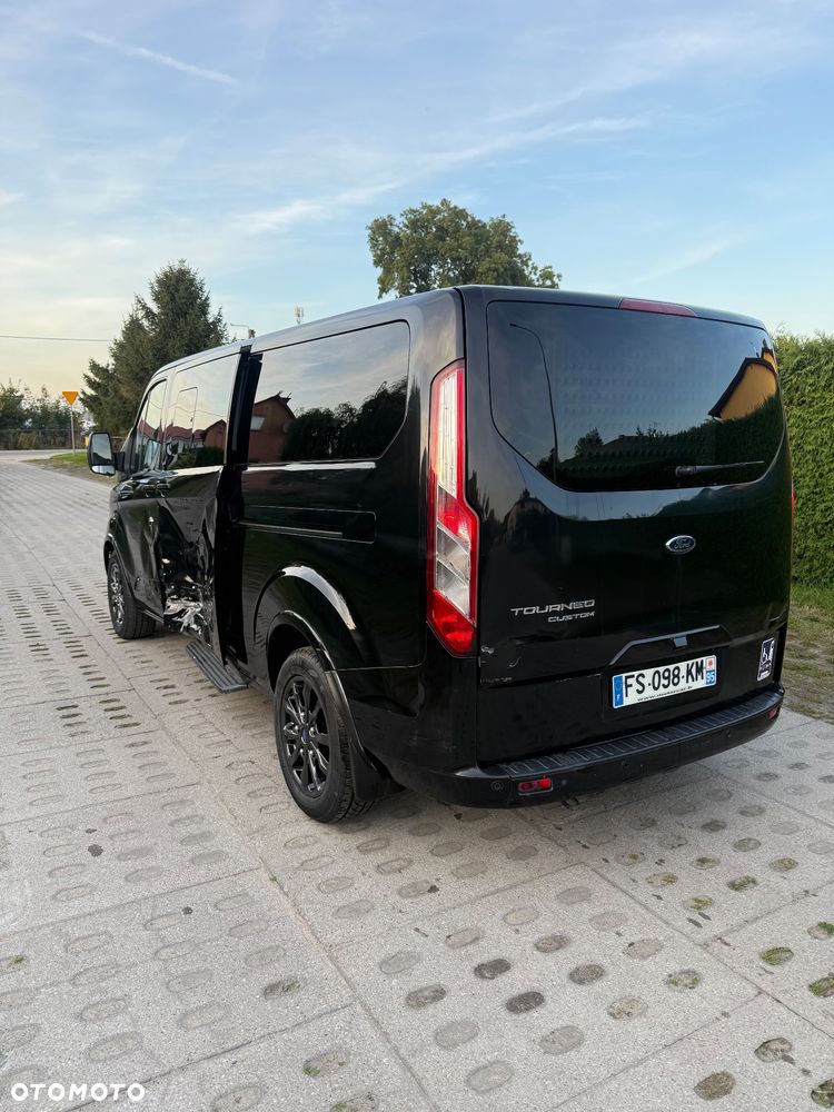 Ford Tourneo Custom 320 L2H1 VA Autm Titanium X - 36