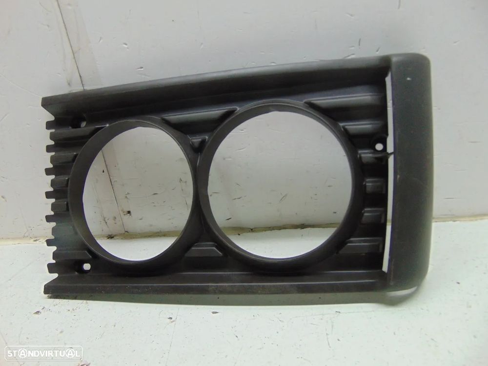 Mitsubishi Canter aro faróis - 5