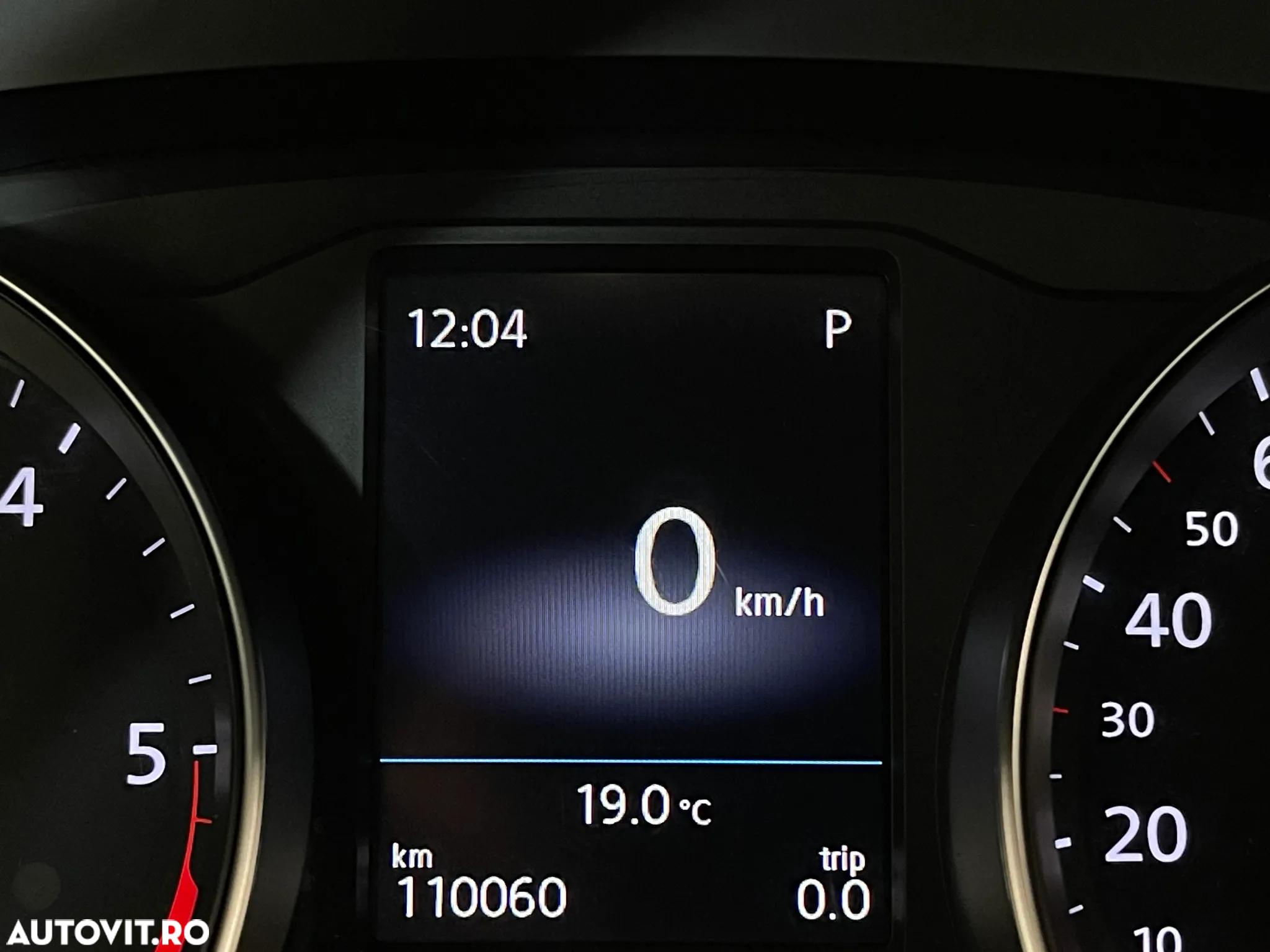 Volkswagen Passat 2.0 TDI DSG Highline - 25