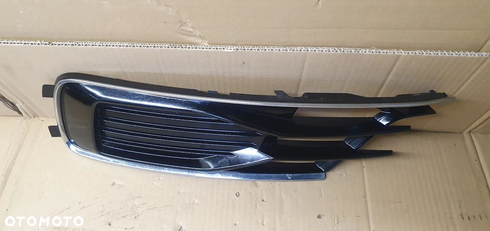 Kratka zderzaka lewy przód przednia lewa Audi A6 C7 Lift 4G0807681AD - 2