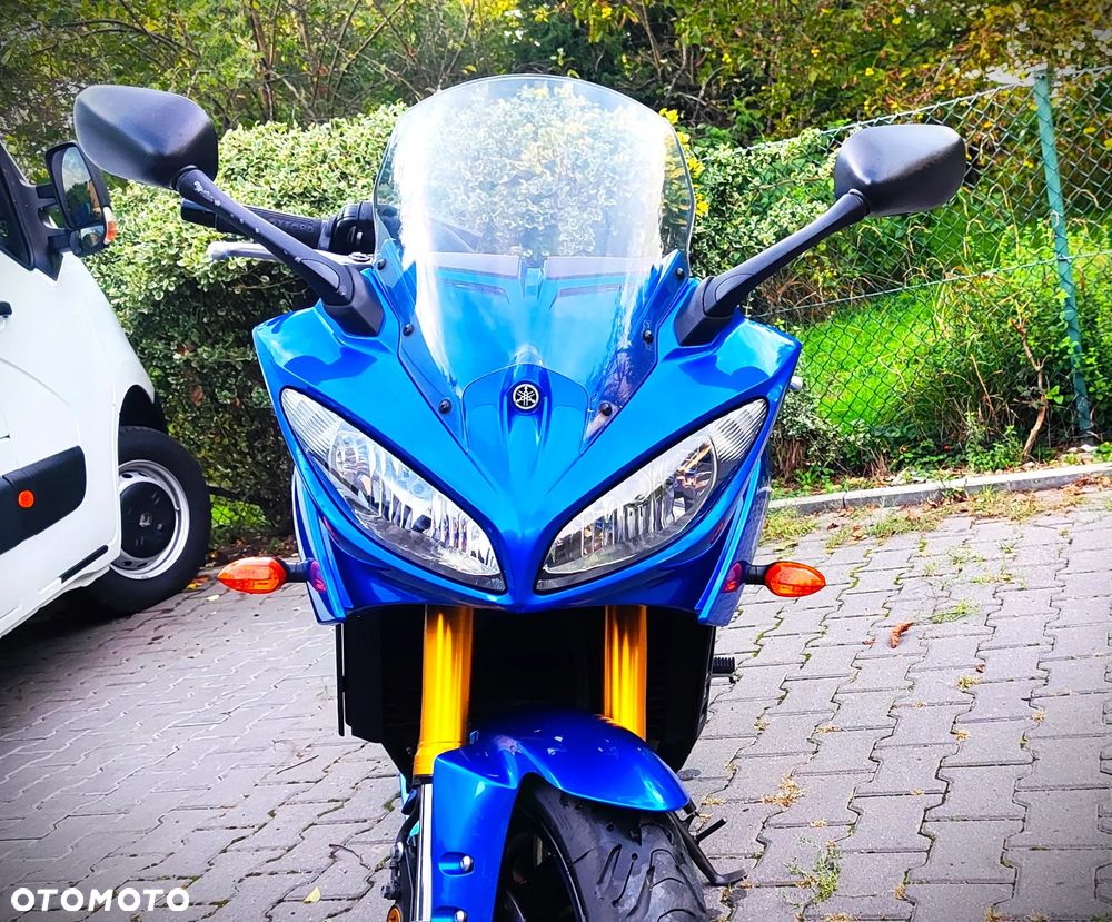 Yamaha FZ8 - 6