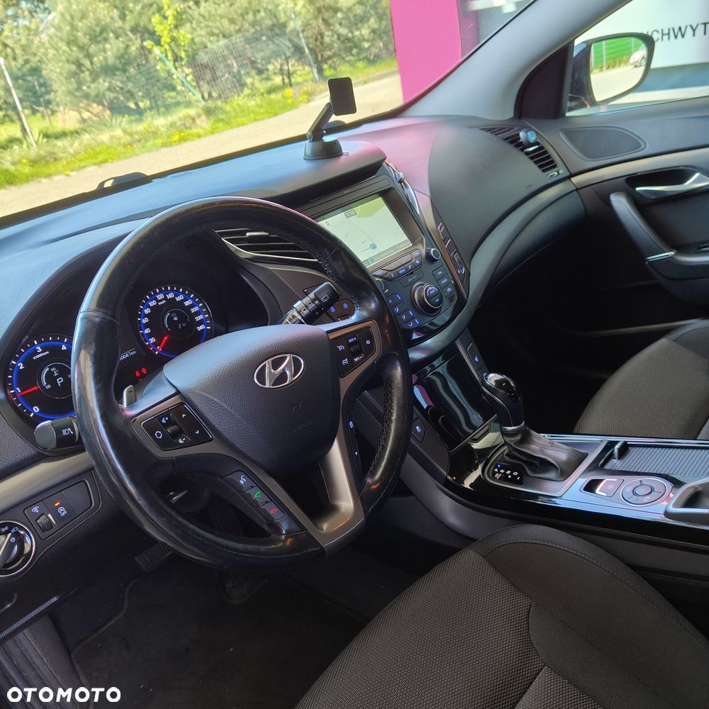 Hyundai i40 Kombi 1.7 CRDi DCT Premium - 17