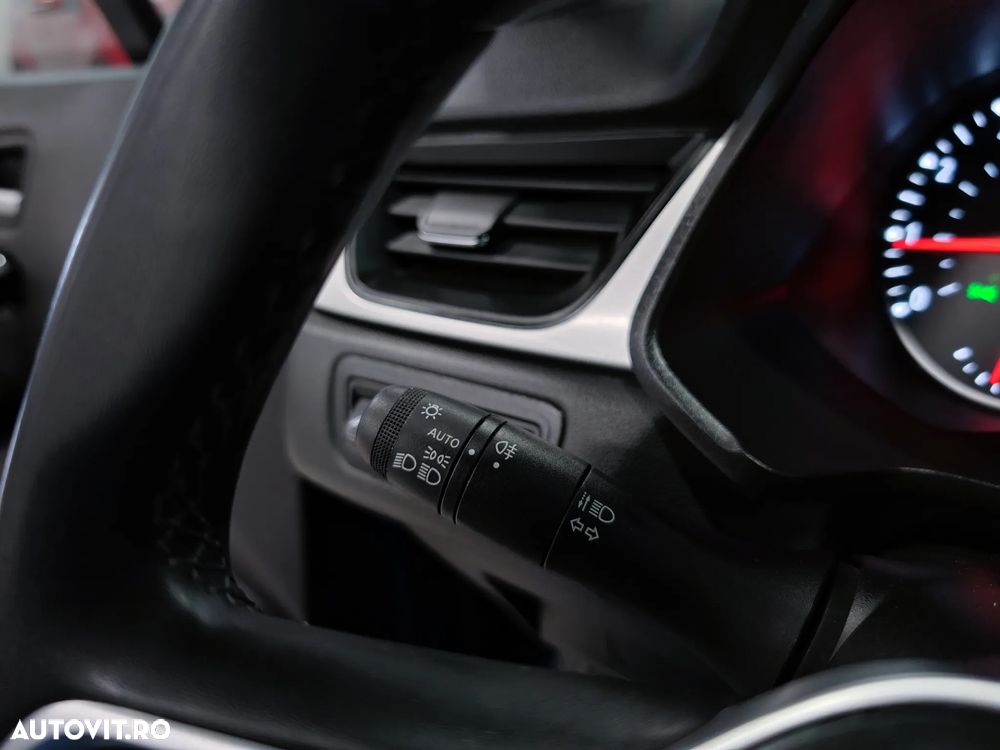 Renault Captur TCe 100 Zen - 23
