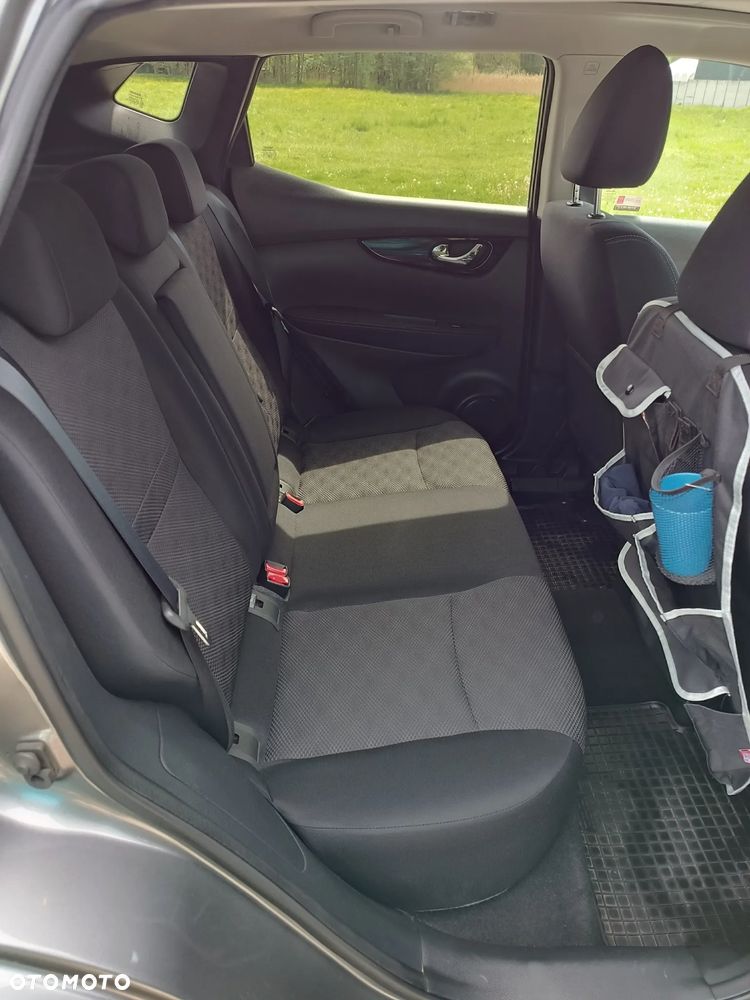 Nissan Qashqai 1.6 DIG-T N-Connecta - 6