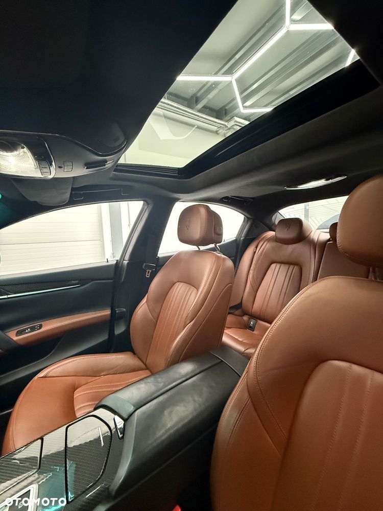 Maserati Ghibli S Q4 - 10