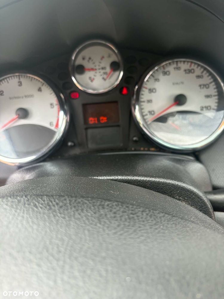 Peugeot 207 1.6 HDi - 10