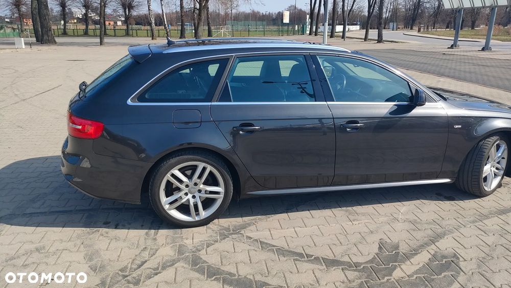 Audi A4 Avant 2.0 TDI DPF clean diesel quattro S tronic S line Sportpaket - 10