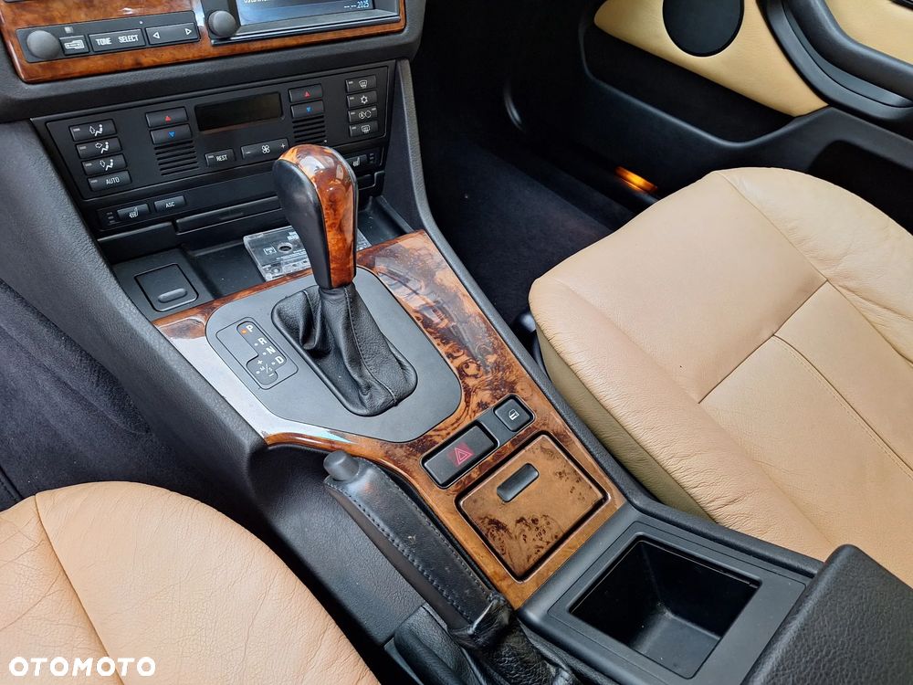 BMW Seria 5 - 29