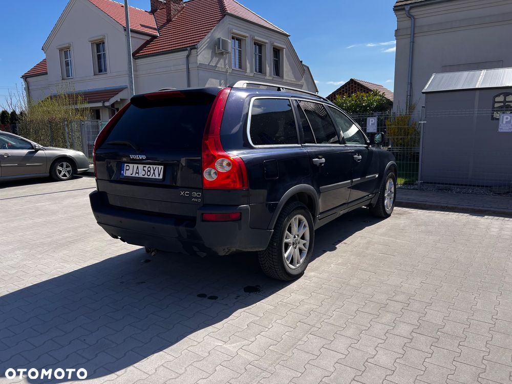 Volvo XC 90 - 3