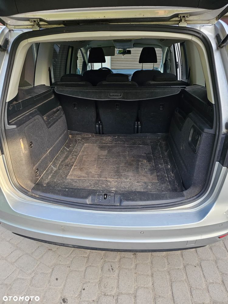 Volkswagen Sharan 2.0 TDI Comfortline DSG - 9