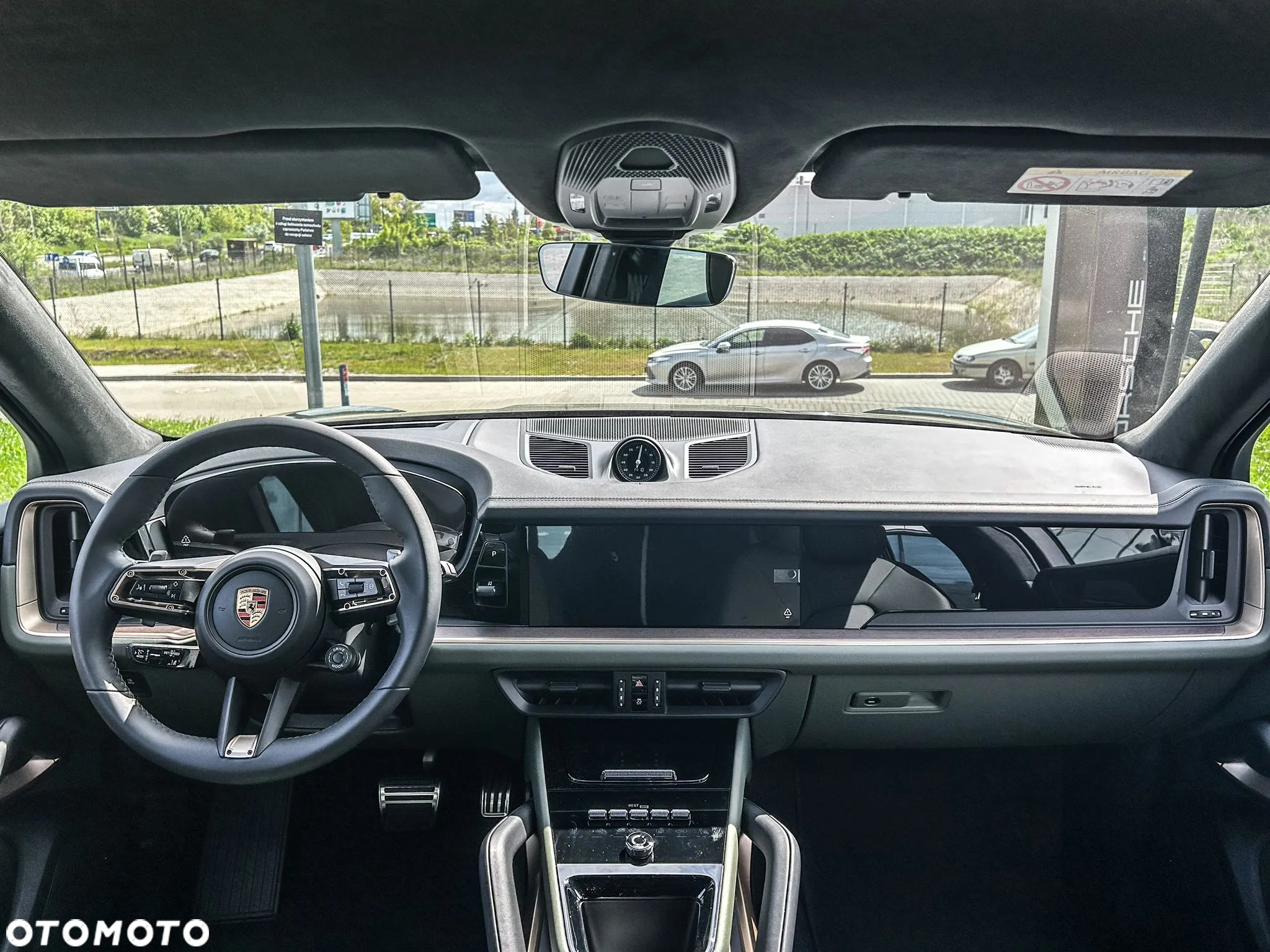 Porsche Cayenne S - 9