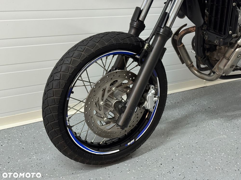 Yamaha WR - 17