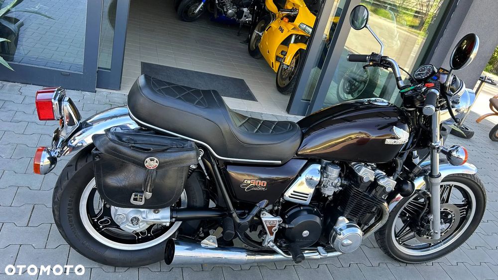 Honda CB - 22