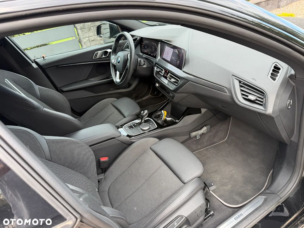 BMW Seria 2 218i Sport Line - 5