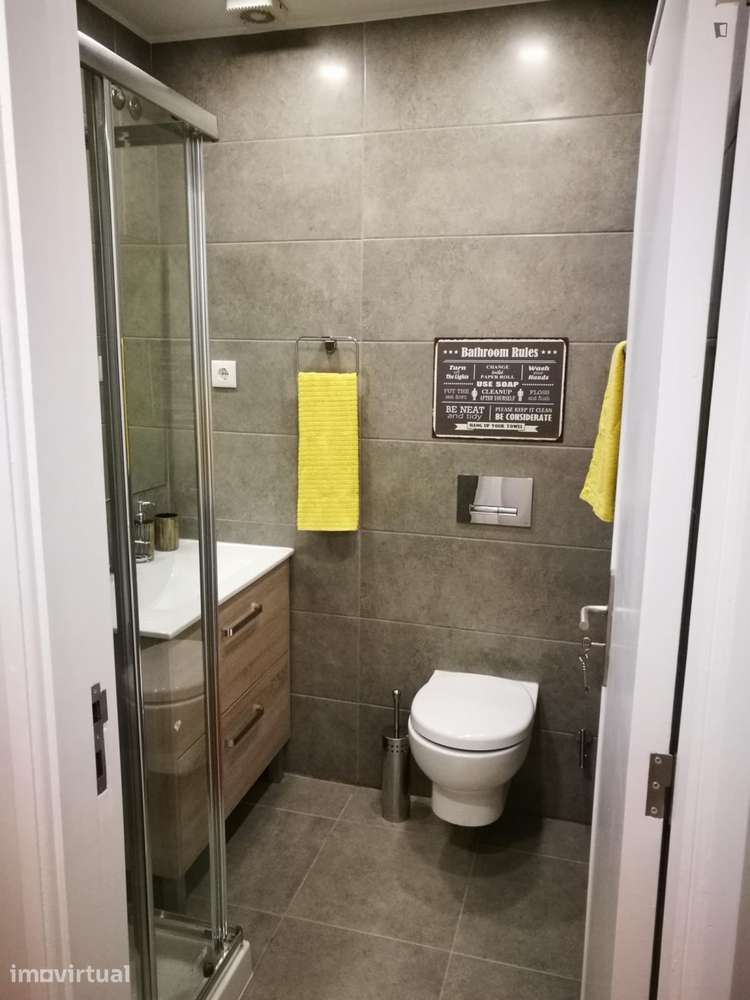 Quarto - localizado em Cedofeita Porto - Grande imagem: 2/34
