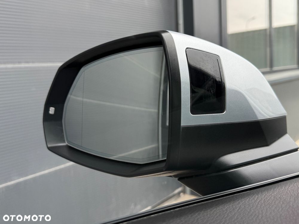 Audi Q5 40 TDI quattro S tronic S line - 25