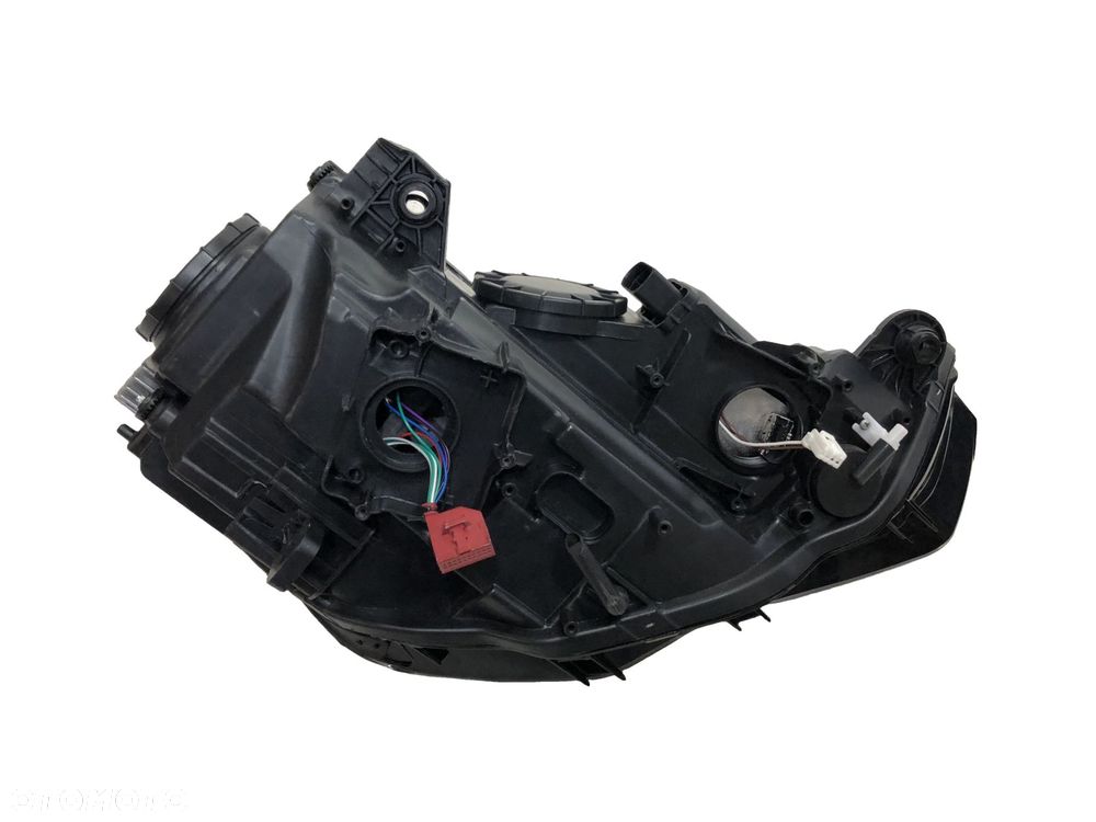 Audi A3 (8V) 06.2012-07.2016 Sedan Reflektor / Lampa przednia lewa Bi-Xenon - 7