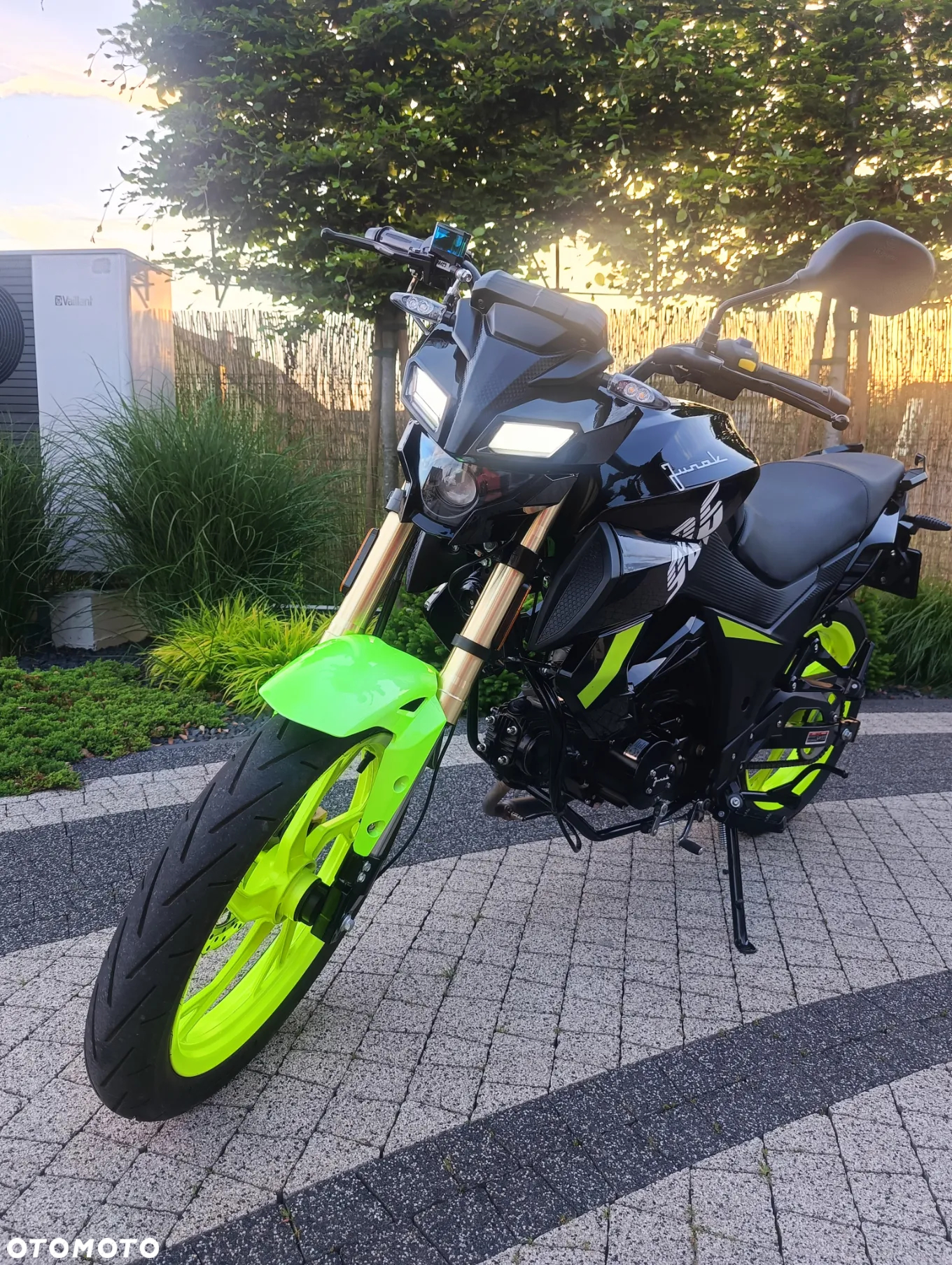 Junak 906 - 3