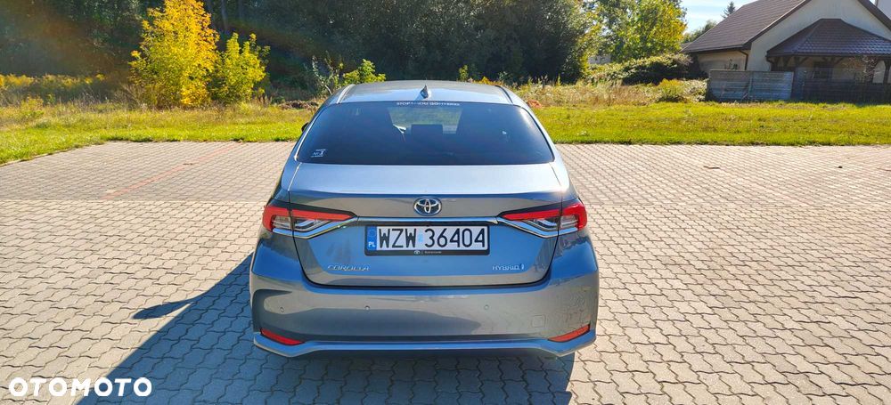 Toyota Corolla - 4