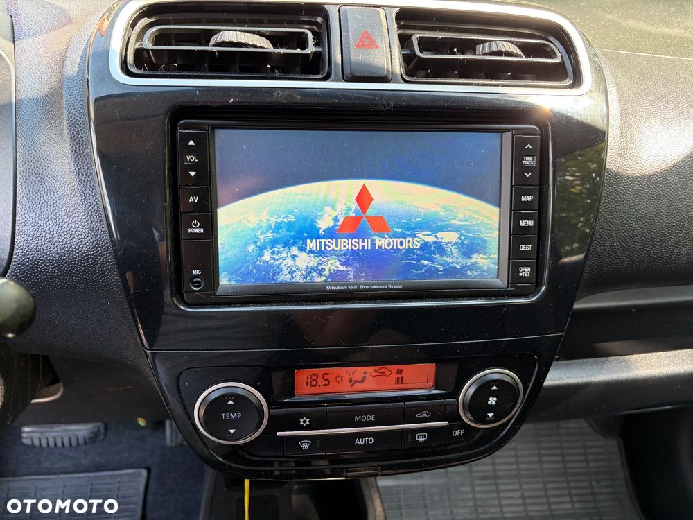 Mitsubishi Space Star 1.2 Invite CVT - 14