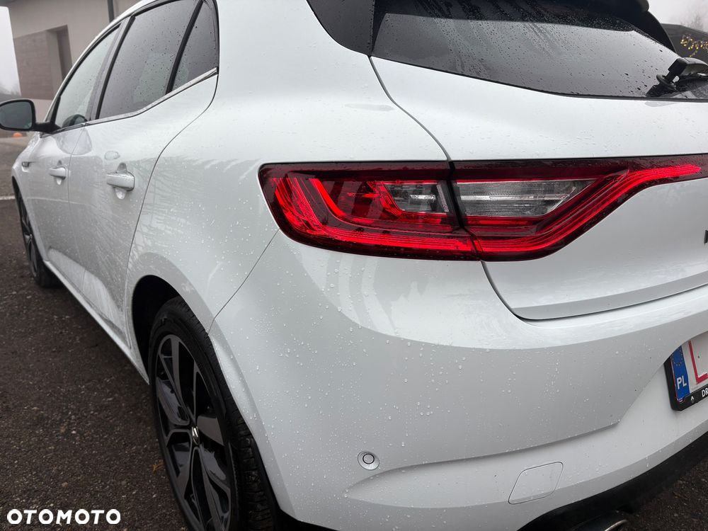 Renault Megane ENERGY TCe 130 BOSE EDITION - 4