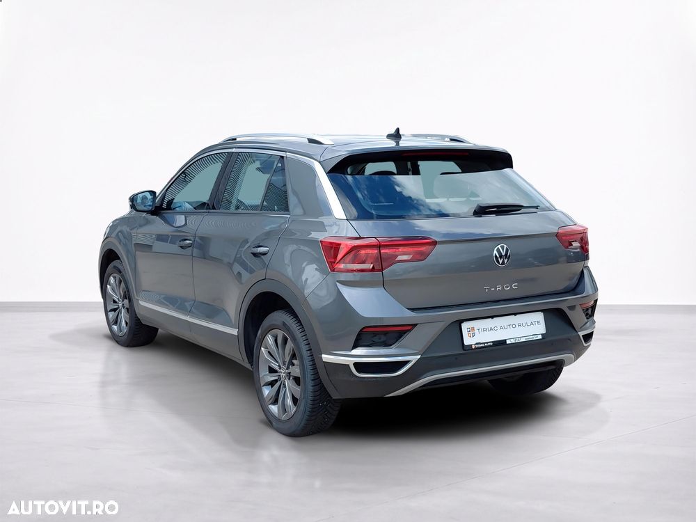 Volkswagen T-Roc - 4