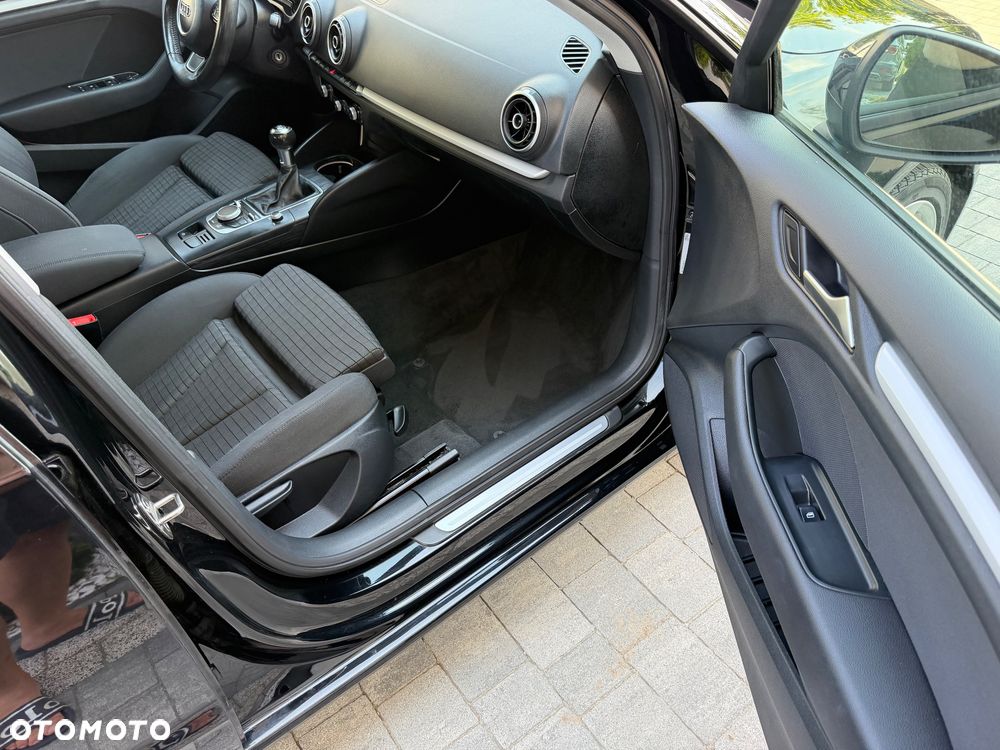 Audi A3 Sportback - 11
