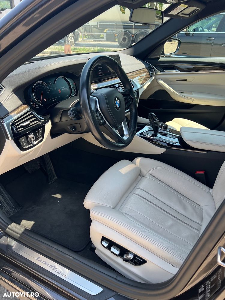 BMW Seria 5 530d Aut. Luxury Line - 6