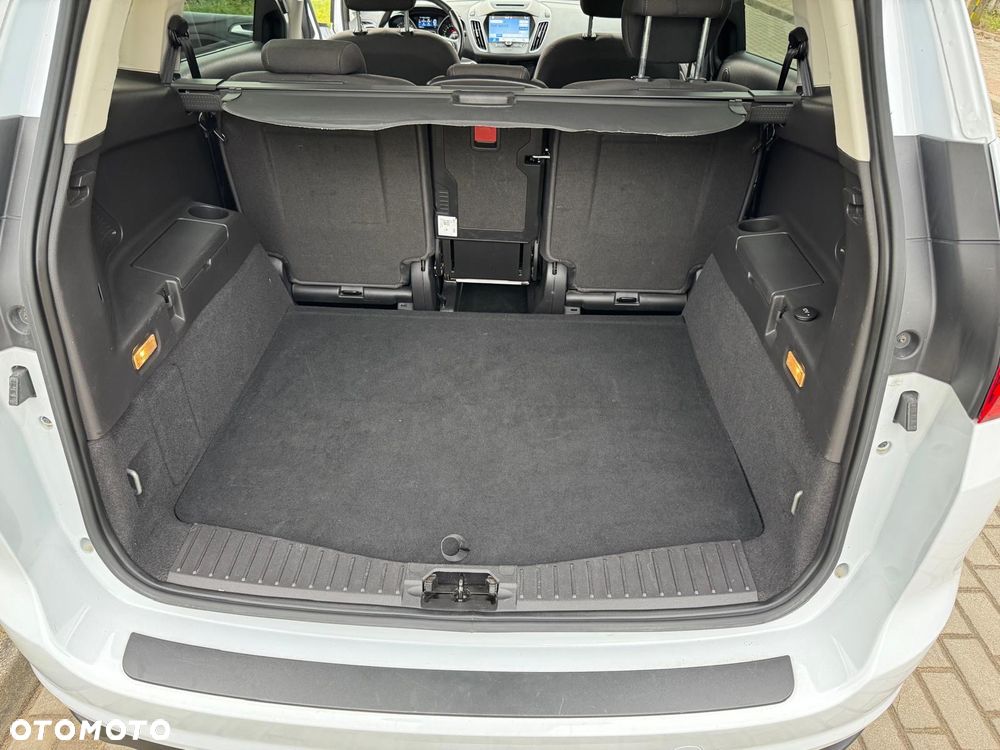 Ford Grand C-MAX - 8