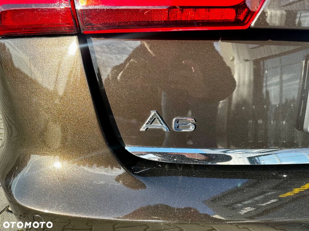 Audi A6 Avant 2.0 TDI quattro S tronic - 8
