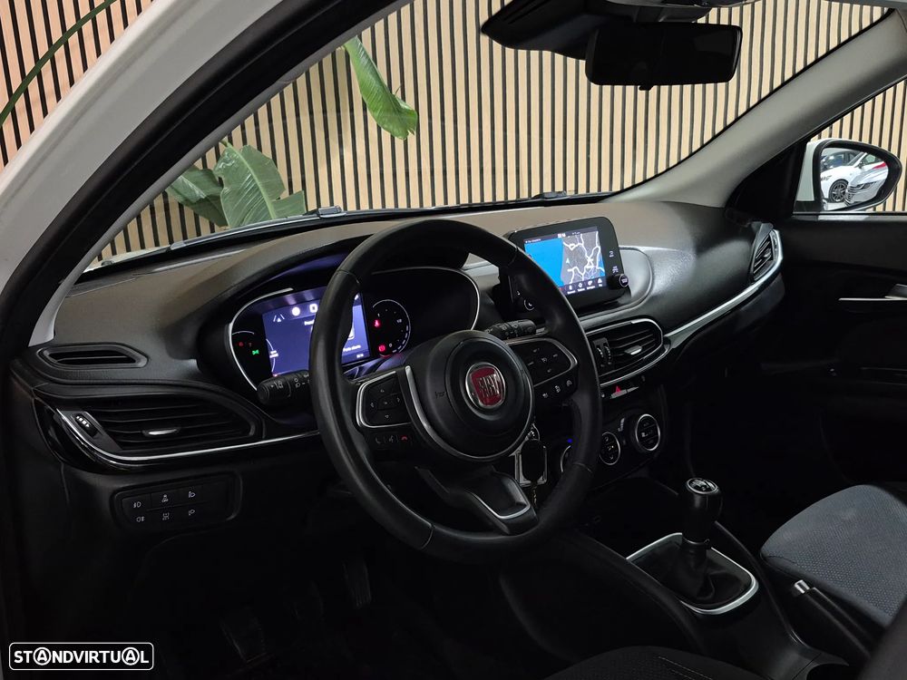 Fiat Tipo Station Wagon 1.0 GSE T3 City Life - 17