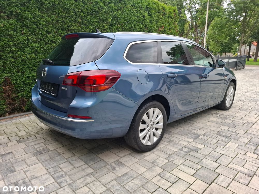 Opel Astra 2.0 CDTI Exklusiv - 6