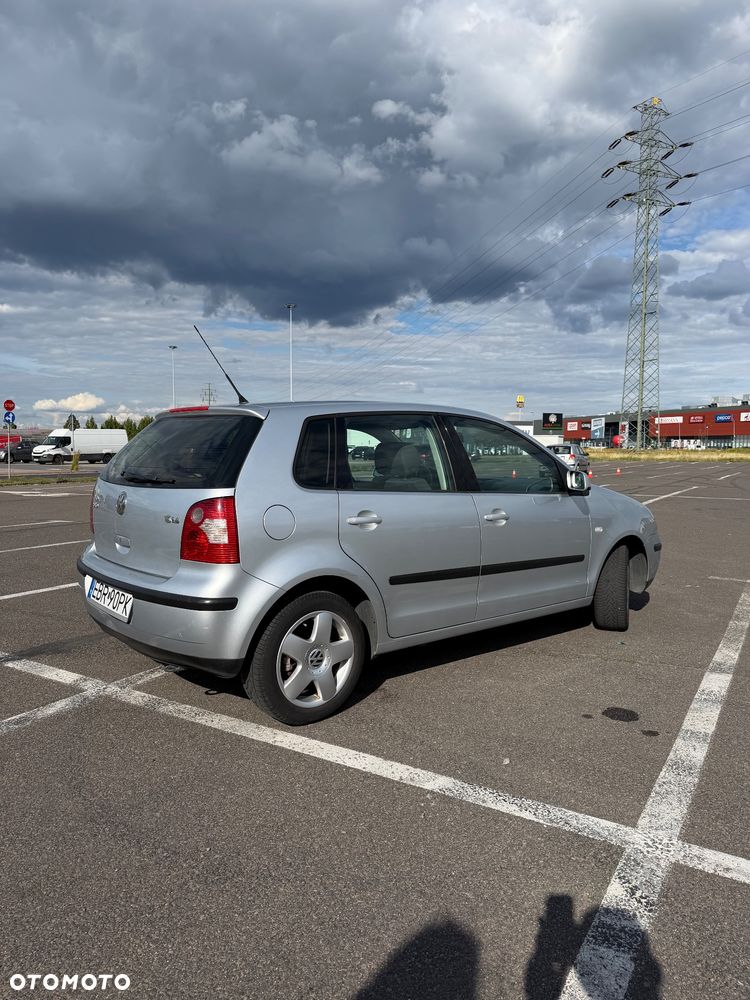 Volkswagen Polo 1.4 16V Fun - 2