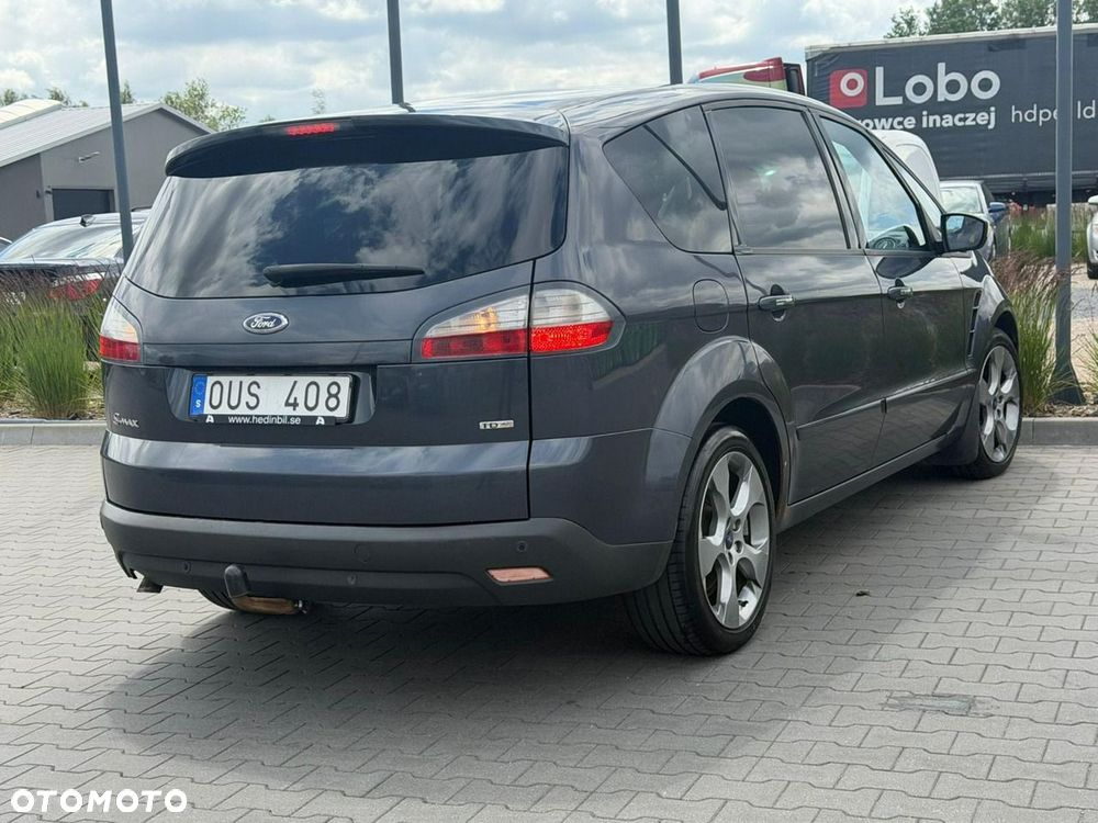 Ford S-Max - 18